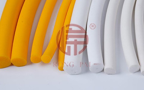 硅膠密封條在高溫的情況還能保持密封嗎？-常州嶸牌橡塑制品有限公司